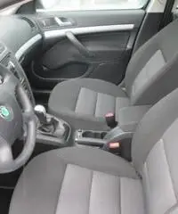 SKODA Octavia 1.9 TDI Wagon 4x4 Ambiente SKODA Octavia 1.9 TDI Wagon 4x4 Ambiente