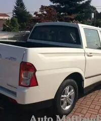 SSANGYONG Actyon Sports 2.0 e-XDi 4WD SSANGYONG Actyon Sports 2.0 e-XDi 4WD