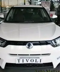 SSANGYONG Tivoli Go1.6 bz 2wd 128cv cambio manuale SSANGYONG Tivoli Go1.6 bz 2wd 128cv cambio manuale