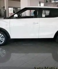 SSANGYONG Tivoli Go1.6 bz 2wd 128cv cambio manuale SSANGYONG Tivoli Go1.6 bz 2wd 128cv cambio manuale