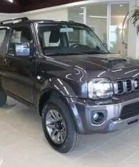 SUZUKI Jimny 1.3 4WD Evolution NUOVO! SUZUKI Jimny 1.3 4WD Evolution NUOVO!