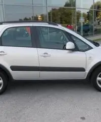 SUZUKI SX4 1.9 DDiS 4WD Outdoor Line