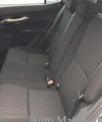 TOYOTA Auris 1.6 M-MT 5 porte Sol TOYOTA Auris 1.6 M-MT 5 porte Sol