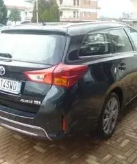 TOYOTA Auris Touring Sports 1.8 Hybrid Lounge