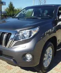 TOYOTA Land Cruiser 2.8 D4-D A/T 5 porte Style MY 16 AUTOCARRO NUOVO! TOYOTA Land Cruiser 2.8 D4-D A/T 5 porte Style MY 16 AUTOCARRO NUOVO!