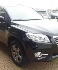 TOYOTA RAV 4 RAV4 2.2 D-4D 150 CV Lounge TOYOTA RAV 4 RAV4 2.2 D-4D 150 CV Lounge