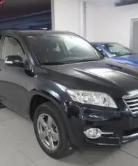 TOYOTA RAV 4 RAV4 Crossover 2.2 D-4D 150 CV DPF Exclusive TOYOTA RAV 4 RAV4 Crossover 2.2 D-4D 150 CV DPF Exclusive