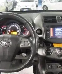 TOYOTA RAV 4 RAV4 Crossover 2.2 D-4D 150 CV DPF Exclusive TOYOTA RAV 4 RAV4 Crossover 2.2 D-4D 150 CV DPF Exclusive