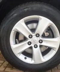 TOYOTA RAV 4 RAV4 2.0 D-4D 2WD STYLE TOYOTA RAV 4 RAV4 2.0 D-4D 2WD STYLE