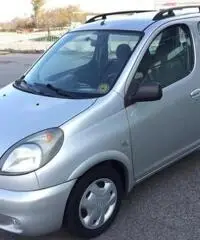 TOYOTA Yaris Verso 1.3i 16V cat Sol TOYOTA Yaris Verso 1.3i 16V cat Sol