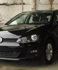 Volkswagen Golf 1.6 TDI 5p BlueMotion AZIENDALE COME NUOVA 9000KM! Volkswagen Golf 1.6 TDI 5p BlueMotion AZIENDALE COME NUOVA 9000KM!