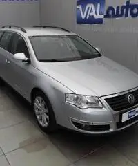 VOLKSWAGEN Passat VARIANT 2.0 TDI DPF 4MOTION COMFORTLINE CV140!!!