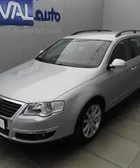 VOLKSWAGEN Passat VARIANT 2.0 TDI DPF 4MOTION COMFORTLINE CV140!!!
