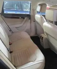 VOLKSWAGEN Passat Variant Var. Bs. 2.0 TDI DSG High. BMT