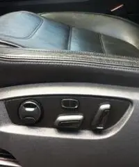 Volkswagen Touareg 3.0 TDI tiptronic BlueMotion Tec Volkswagen Touareg 3.0 TDI tiptronic BlueMotion Tec