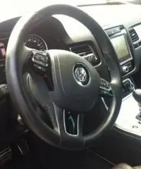 Volkswagen Touareg 3.0 TDI tiptronic BlueMotion Tec Volkswagen Touareg 3.0 TDI tiptronic BlueMotion Tec