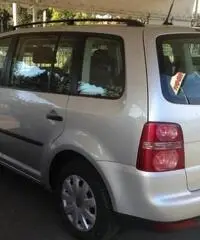 VOLKSWAGEN Touran 1.9 TDI 105CV DPF Conceptline