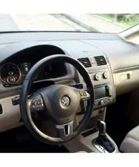 VOLKSWAGEN Touran Business 2.0 TDI 140 CV DSG Highline VOLKSWAGEN Touran Business 2.0 TDI 140 CV DSG Highline