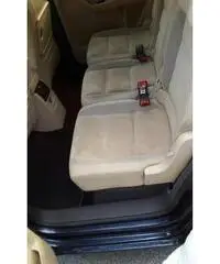 VOLKSWAGEN Touran Business 2.0 TDI 140 CV DSG Highline VOLKSWAGEN Touran Business 2.0 TDI 140 CV DSG Highline