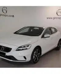 Volvo V40 D2 R-design Momentum - KM0 Volvo V40 D2 R-design Momentum - KM0