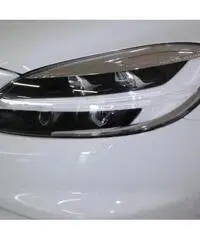 Volvo V40 D2 R-design Momentum - KM0 Volvo V40 D2 R-design Momentum - KM0