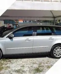 Volvo v50 - 2007