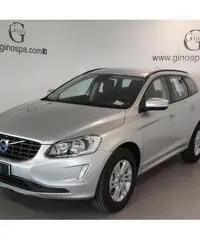 Volvo XC60 D4 AWD Geartronic Kinetic - KM0