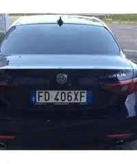 ALFA ROMEO Giulia 2.2 Turbodiesel 180 CV AT8 Super ALFA ROMEO Giulia 2.2 Turbodiesel 180 CV AT8 Super