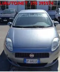 FIAT Grande Punto 1.2 5 porte Dynamic METANO NEOPATENTATI FIAT Grande Punto 1.2 5 porte Dynamic METANO NEOPATENTATI