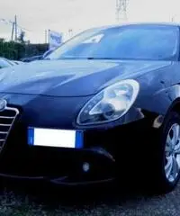 ALFA ROMEO Giulietta DISTINCTIVE ALFA ROMEO Giulietta DISTINCTIVE