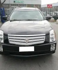 Cadillac SRX 3.6 GPL V6 AWD Sport Luxury Cambio Aut. Full Opt. Cadillac SRX 3.6 GPL V6 AWD Sport Luxury Cambio Aut. Full Opt.