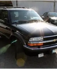 CHEVROLET Blazer 4.3 V6 5 porte 4WD LT CHEVROLET Blazer 4.3 V6 5 porte 4WD LT