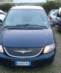 CHRYSLER Voyager 2.5 CRD cat LS