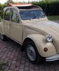 Citroen 2cv bellissima Citroen 2cv bellissima