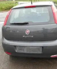 FIAT Punto 1.4 8V 5 porte Easypower Street FIAT Punto 1.4 8V 5 porte Easypower Street