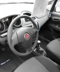 FIAT Punto 1.4 8V 5 porte Easypower Street FIAT Punto 1.4 8V 5 porte Easypower Street