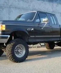 FORD F 250 BIG-BIG UNICAAAA. (PERMUTE) cambio meccanico FORD F 250 BIG-BIG UNICAAAA. (PERMUTE) cambio meccanico