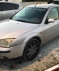 FORD Mondeo 2.0 16V TDCi (130CV) 4p. FORD Mondeo 2.0 16V TDCi (130CV) 4p.