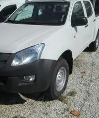 ISUZU D-Max 2.5 Crew Cab Satellite 4WD ISUZU D-Max 2.5 Crew Cab Satellite 4WD