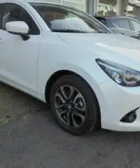 MAZDA 2 1.5 90 CV *KM ZERO* Skyactiv-G Exceed MAZDA 2 1.5 90 CV *KM ZERO* Skyactiv-G Exceed