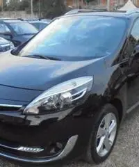 RENAULT Scenic 1.5 dCi 110CV 7 POSTI RENAULT Scenic 1.5 dCi 110CV 7 POSTI
