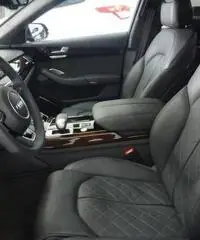 Audi A8 4.2 V8 TDI 385CV quattro tiptronic TETTO/XENO/TV Audi A8 4.2 V8 TDI 385CV quattro tiptronic TETTO/XENO/TV