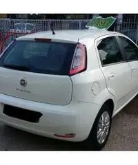 FIAT Punto Evo 1.3 Mjt 85 CV DPF 5 porte S S Blue Me FIAT Punto Evo 1.3 Mjt 85 CV DPF 5 porte S S Blue Me