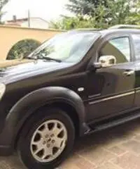 VENDO REXTON SUPER ACCESSORIATO