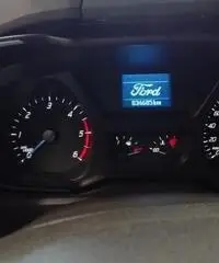 FORD Tourneo Custom 300 2.2 TDCi 125CV PC Limited FORD Tourneo Custom 300 2.2 TDCi 125CV PC Limited