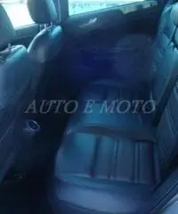 ALFA ROMEO Giulietta 1.6 JTDm-2 105 CV Distinctive ALFA ROMEO Giulietta 1.6 JTDm-2 105 CV Distinctive