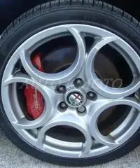 ALFA ROMEO Giulietta 1.6 JTDm-2 105 CV Distinctive ALFA ROMEO Giulietta 1.6 JTDm-2 105 CV Distinctive