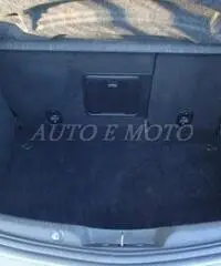 ALFA ROMEO Giulietta 1.6 JTDm-2 105 CV Distinctive ALFA ROMEO Giulietta 1.6 JTDm-2 105 CV Distinctive