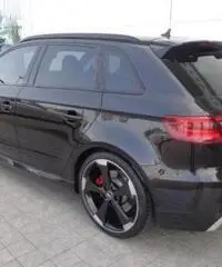 AUDI RS3 SPB 2.5 TFSI quattro S tronic AUDI RS3 SPB 2.5 TFSI quattro S tronic