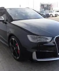 AUDI RS3 SPB 2.5 TFSI quattro S tronic AUDI RS3 SPB 2.5 TFSI quattro S tronic